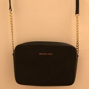 Michael Kors Jet Set Crossbody
